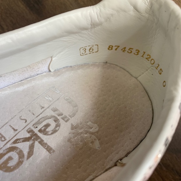 Shoes With Flowery Details size 6 - Picture 12 of 14